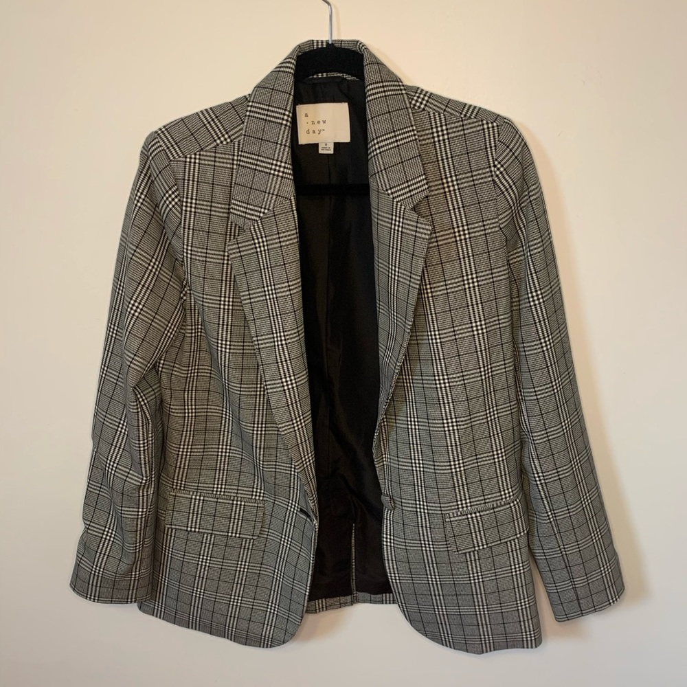 Target black and white plaid blazer